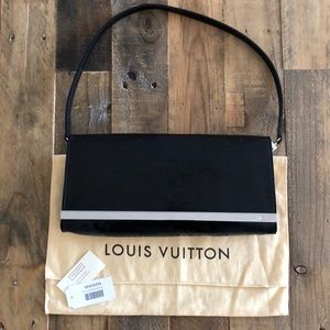 Authentic Louis Vuitton-Poch Sevigne Epi No Elect